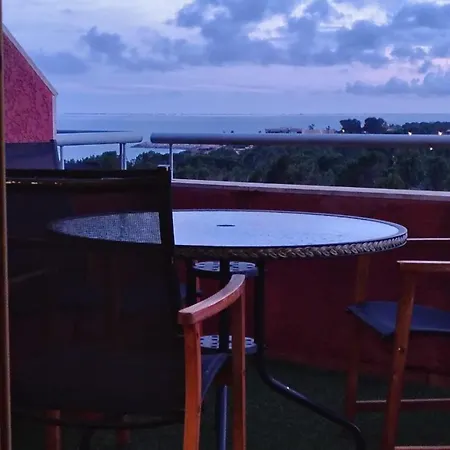 Loft Con Terraza Cerca De La Playa En Calafat * L'Ametlla de Mar