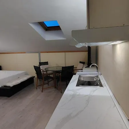 Apartment Loft Con Terraza Cerca De La Playa En Calafat *