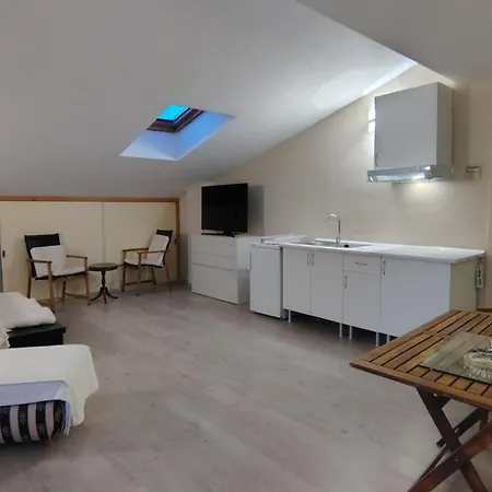 Loft Con Terraza Cerca De La Playa En Calafat Apartment